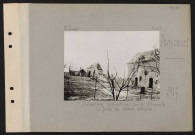 Avricourt. Destructions systématiques par les Allemands : la ferme du château détruite