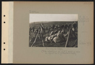 Saffais. Au camp de Saffais. Compagnie de mitrailleuses du 13e RI avant une revue du régiment par le général Franchet d'Espèrey
