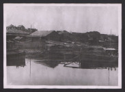 Russie (Oural). Village sur la Kama. Scierie