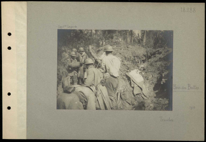 Bois des Buttes. Tranchée