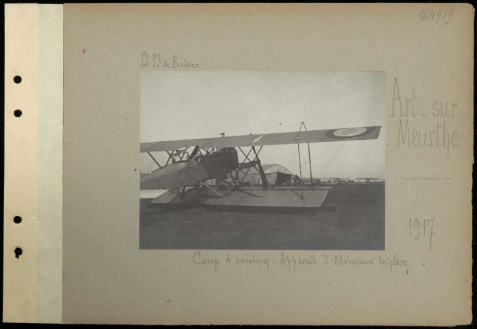 Art-sur-Meurthe. Camp d'aviation. Appareil "J. Moineaux" triplace