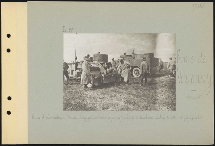 Ferme de Vadenay. Centre aéronautique. Prise de photographies aériennes par cerfs-volants. Le treuil automobile et la voiture de photographie