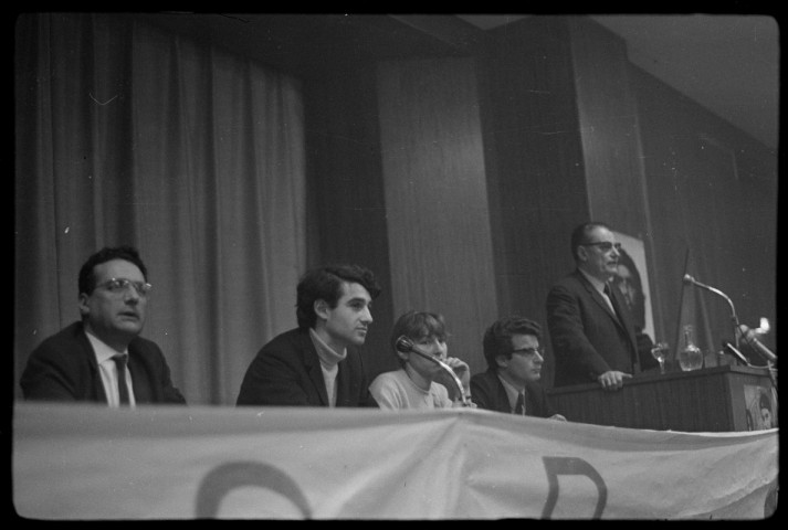 Meeting de la JCR sur Che Guevara. Discussions autour du film « L'Horizon » de Jacques Rouffio. Rencontre avec Jean Renoir