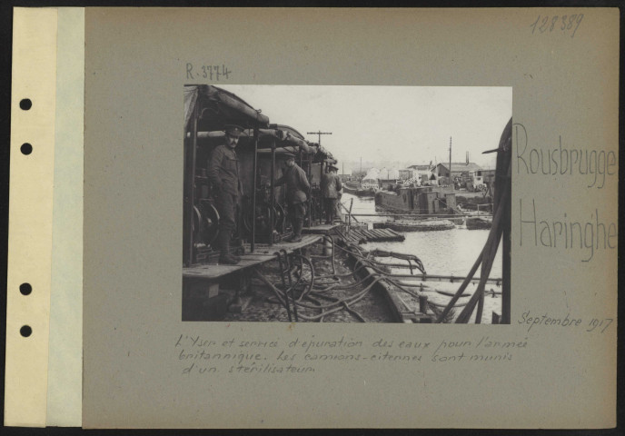 Rousbrugge-Haringhe. L'Yser et service d'épuration des eaux pour l'armée britannique. Les camions-citernes sont munis d'un stérilisateur