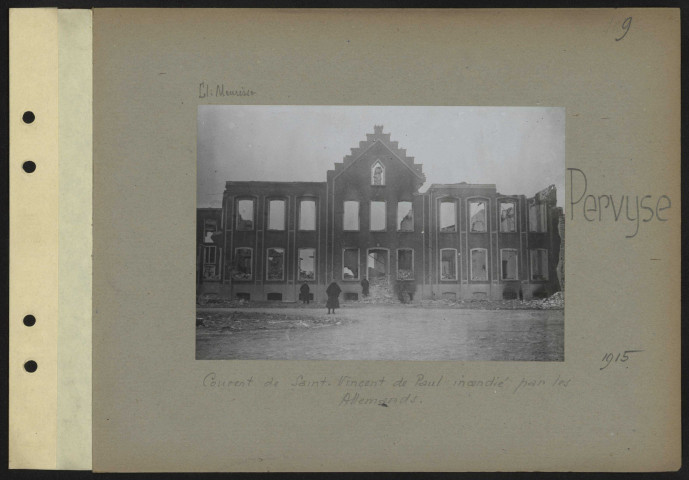 Pervyse. Couvent de Saint-Vincent de Paul incendié par les Allemands