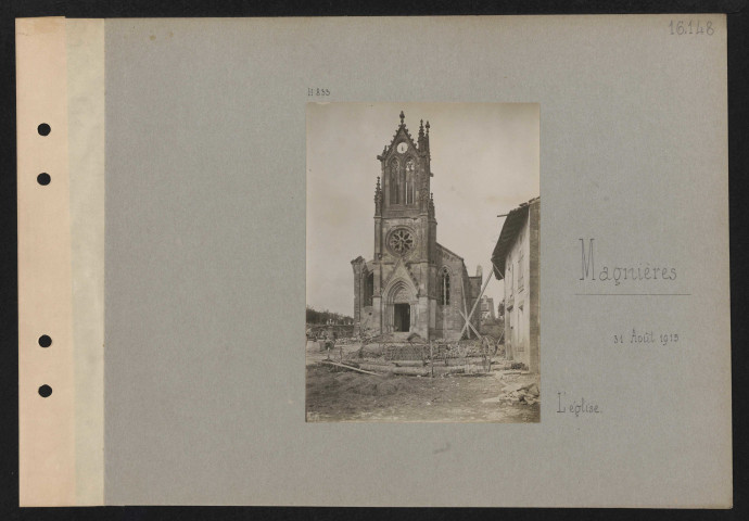 Magnières. L'église