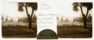 Jardin potager de l'Hôpital Saint-Nicolas en ruines