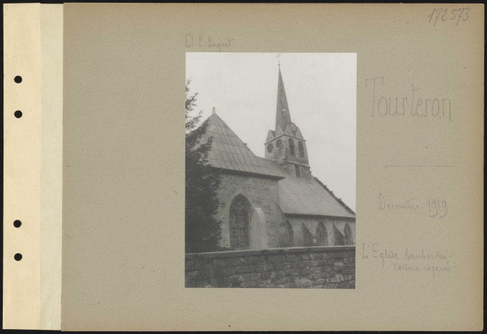Tourteron. L'église bombardée. Toiture réparée