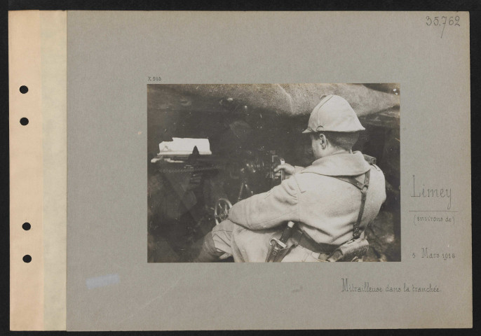 Limey (environs de). Mitrailleuse dans la tranchée