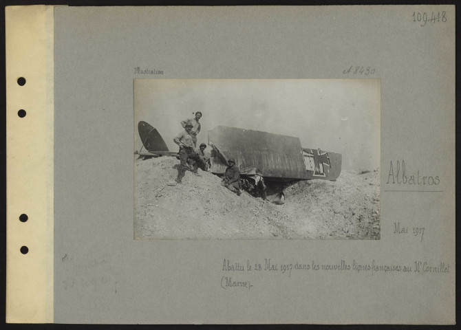 Mont Cornillet (Marne). Albatros abattu le 28 mai 1917 dans les nouvelles lignes françaises au Mont Cornillet