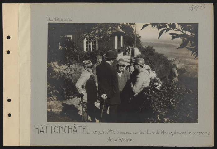 Hattonchâtel. Monsieur Clémenceau sur les Hauts-de-Meuse, devant le panorama de la Woëvre