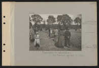 Laverrière. Expériences de motoculture : un tracteur agricole en action