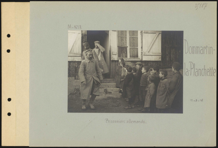 Dommartin-la-Planchette. Prisonniers allemands