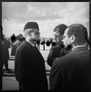 Arrivée de Hassan II à l'aéroport d'Alger (13-15 mars 1963) et accueil par les autorités algériennes et Ben Bella.