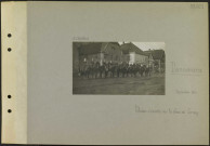 Dannemarie. Peloton d'escorte sur la place de Cernay