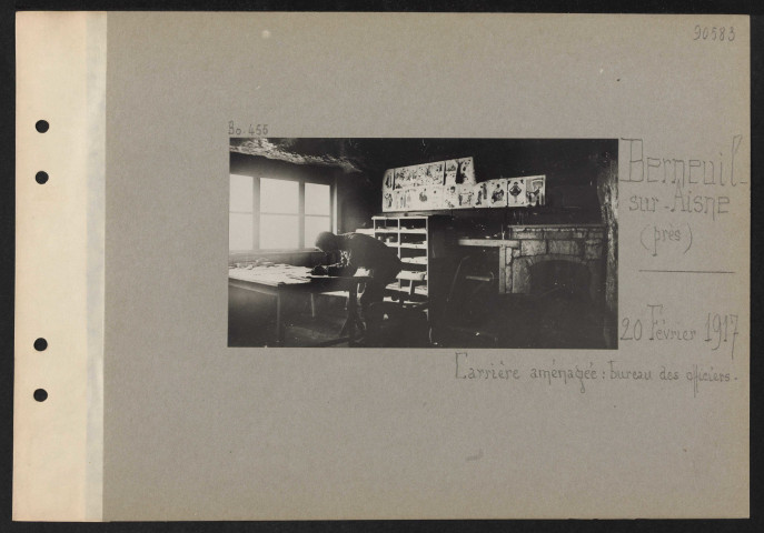 Berneuil-sur-Aisne (près). Carrière aménagée : bureau des officiers
