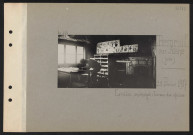 Berneuil-sur-Aisne (près). Carrière aménagée : bureau des officiers