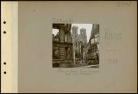 Reims. Place du Parvis. Ruines et façade ouest de la cathédrale