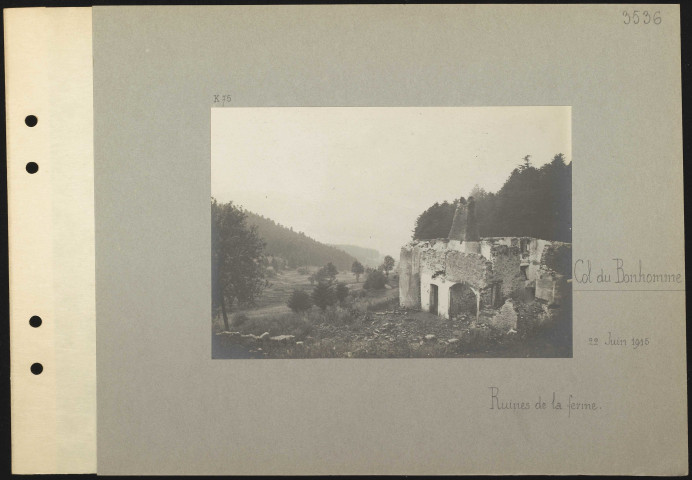 Col du Bonhomme. Ruines de la ferme