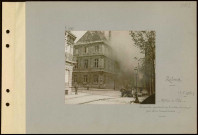 Reims. Hôtel de ville. Incendie pendant un bombardement par obus incendiaires