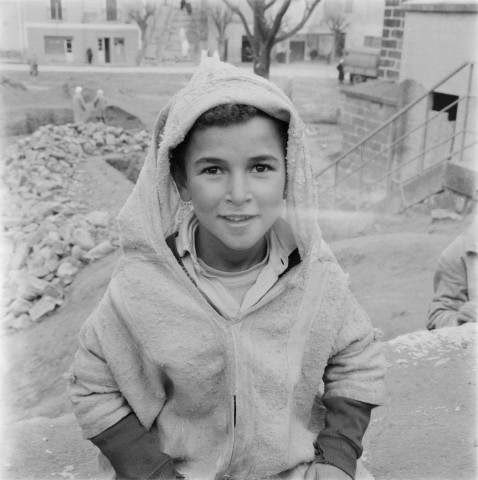 Oran, Saïda: enfants et Oranais dans les rues