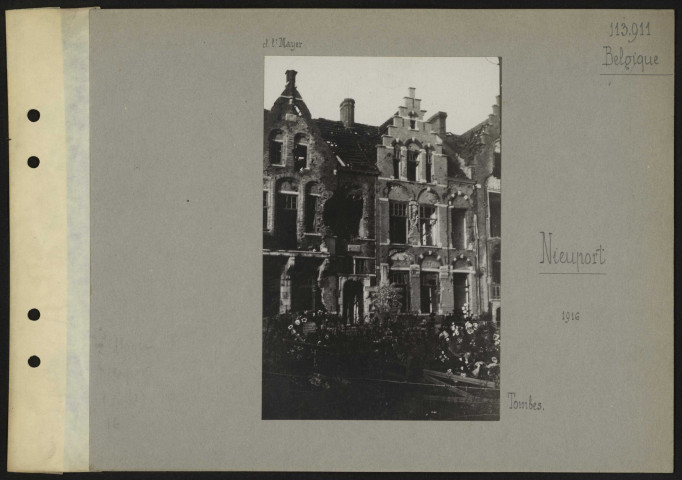 Nieuport (Belgique). Tombes