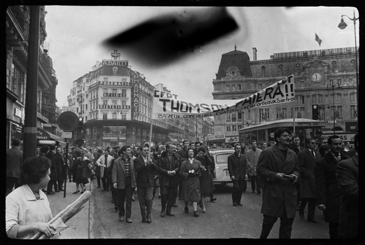 Manifestation des salariés de Thomson au boulevard Haussmann