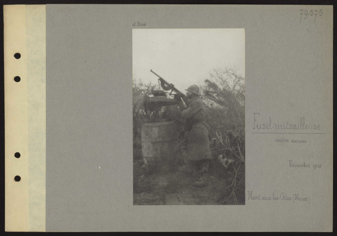 Mont-sous-les-Côtes (Meuse). Fusil-mitrailleuse contre avions