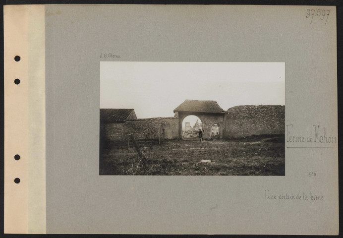 Ferme de Mahon. Une entrée de la ferme