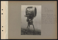 Paris. Maison Bréguet rue Didot. Projecteur de 60 centimètres Bréguet modèle 1914 pour voiture automobile ou hippomobile (pointage au zénith)