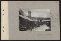 Saint-Pierre-les-Bitry. Fabrique d'optique : écurie de mulets