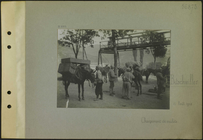 Bitschwiller. Chargement de mulets