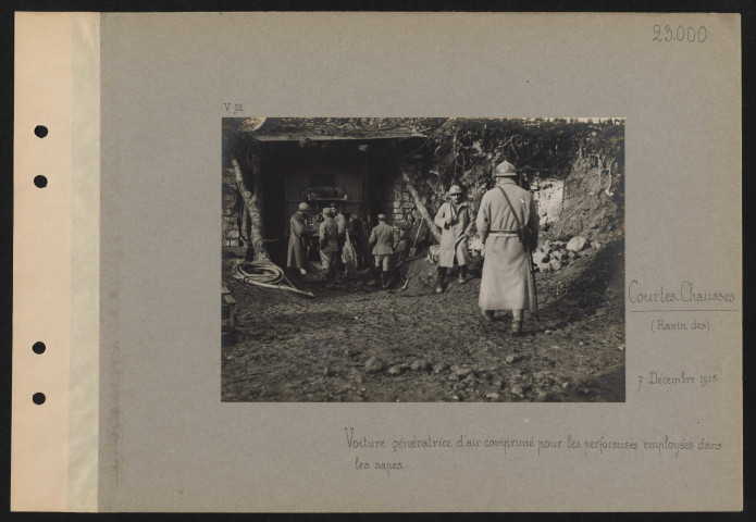 Courtes-Chausses (ravin des). Voiture génératrice d'air comprimé pour les perforeuses employées dans les sapes