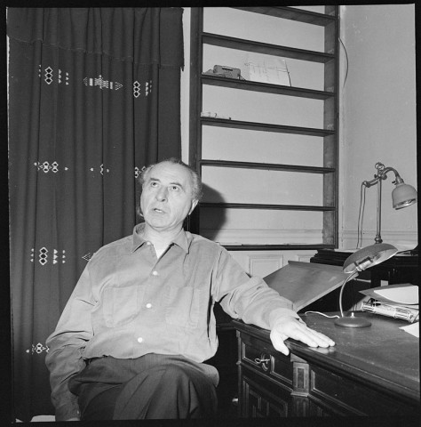 Mime Etienne Decroux