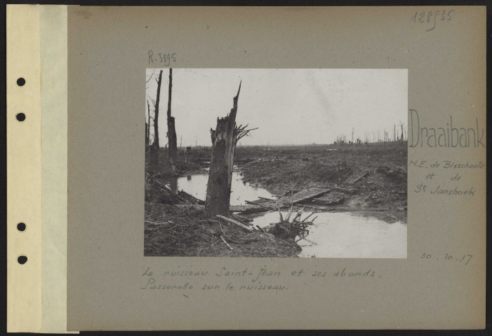 Draaibank (nord-est de Bixshoote et de Saint-Janshoek). Le ruisseau Saint-Jean et ses abords. Passerelle sur le ruisseau