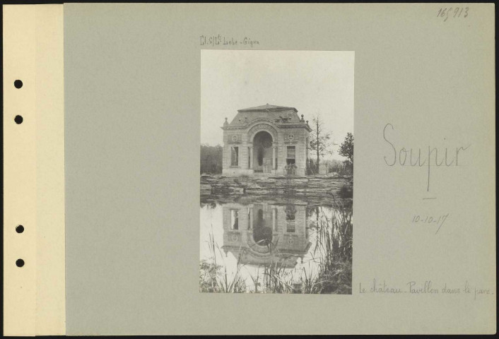 Soupir. Le château. Pavillon dans le parc