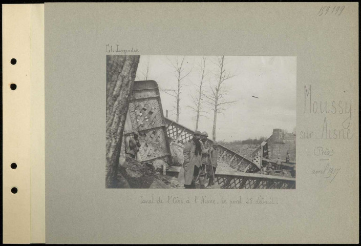 Moussy-sur-Aisne (près). Canal de l'Oise à l'Aisne. Le pont 25 détruit
