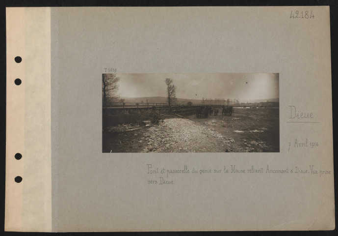 Dieue. Pont et passerelle du génie sur la Meuse reliant Ancemont à Dieu. Vue prise vers Dieu