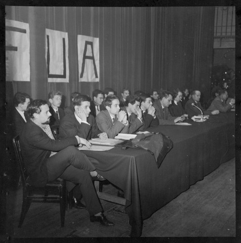 Premier meeting du Front universitaire antifasciste (FUA)