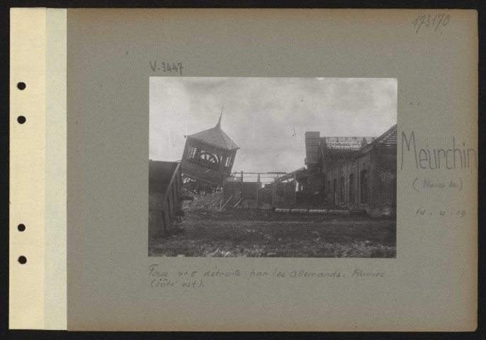 Meurchin (mines de). Fosse n° 5 détruite par les Allemands. Ruines (côté est)