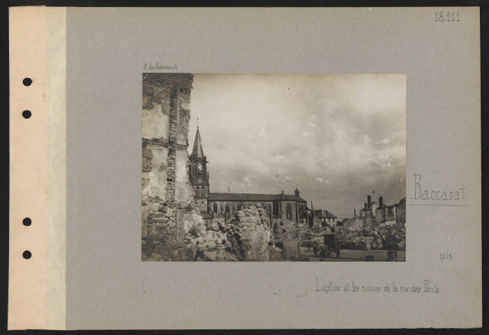 Baccarat. L'église et les ruines de la rue des Ponts