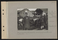 Bailleul-sur-Thérain. Parc de réparation de la 10e armée ; scierie et prisonniers allemands au travail
