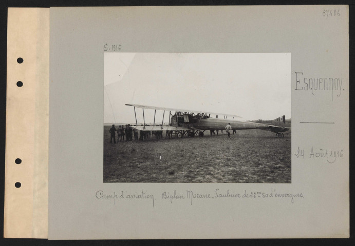 Esquennoy. Camp d'aviation. Biplan Morane-Saulnier de 22,50 mètres d'envergure