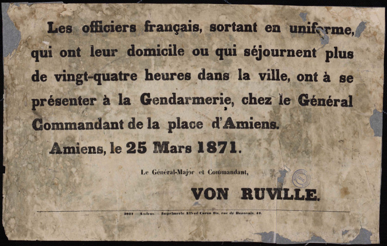 Les officiers français… Ont à se présenter à la Gendarmerie…