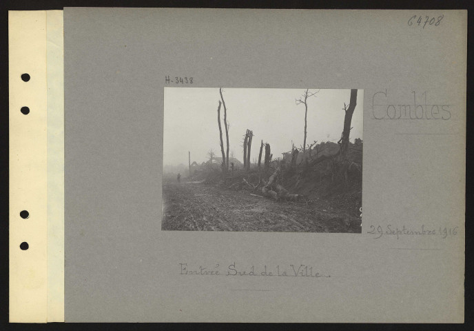 Combles. Entrée sud de la ville