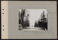 Avricourt. Destructions systématiques par les Allemands : le château détruit, vu du saut de loup