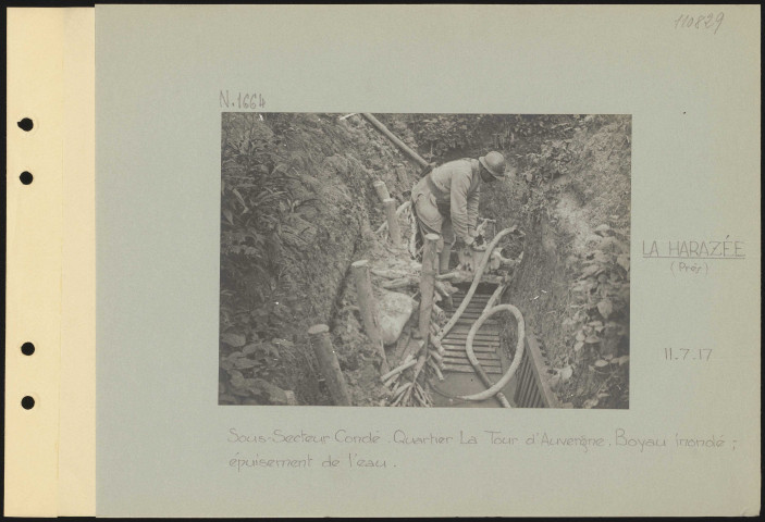 La Harazée (près). Sous-secteur Condé. Quartier La Tour d'Auvergne. Boyau inondé, épuisement de l'eau
