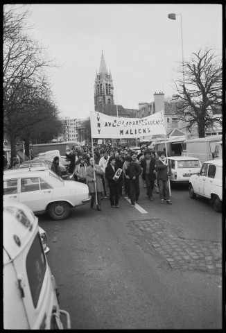 À Ivry-Vitry, manifestation de solidarité avec les résidents maliens