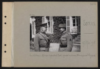 Sarcus. Au château : QG du maréchal Foch ; général américain Bliss et général Weygand