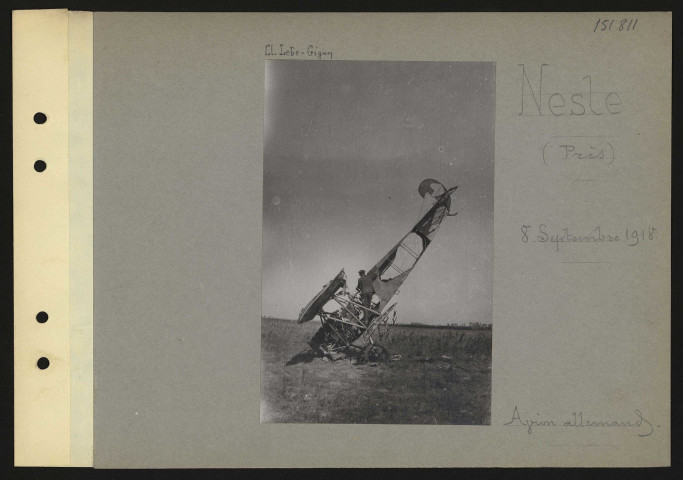 Nesle (près). Avion allemand